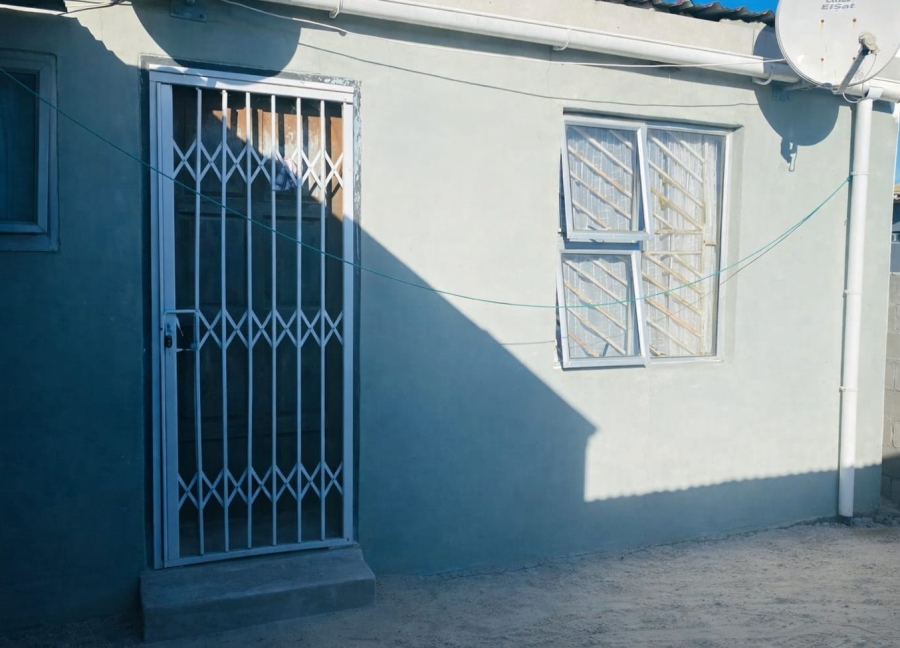 2 Bedroom Property for Sale in Delft South Western Cape